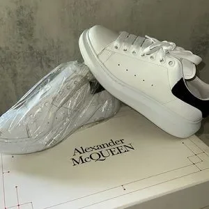 Alexander McQueen スニーカー 38 替え紐付 s_wp_643087b856b2f89e05a39029.webp